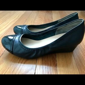 Cole Haan Size 8.5 Nike Air Black leather wedges
